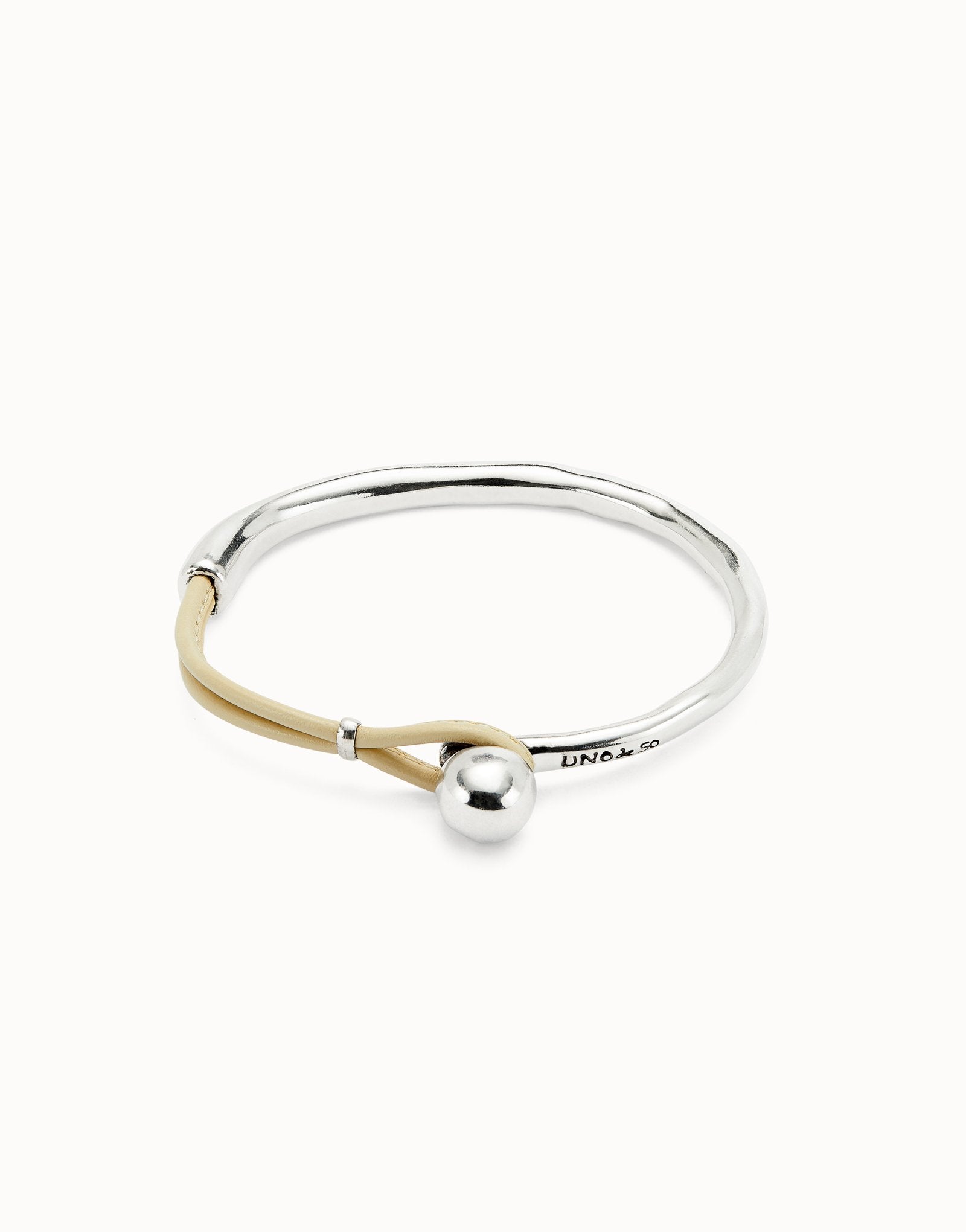 Bangle bracelet with ivory leather