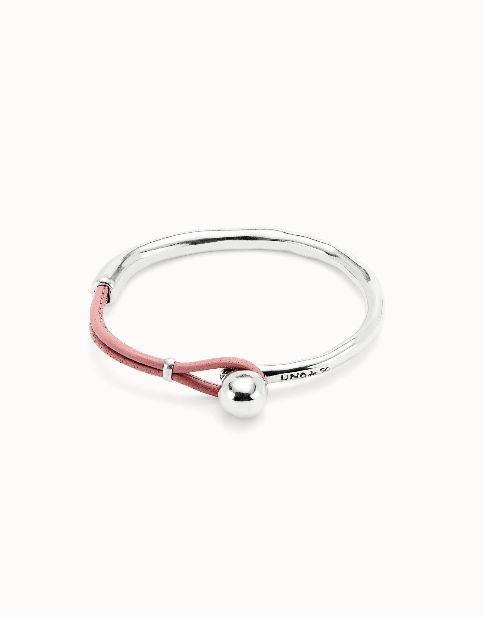 Bangle bracelet with pink leather