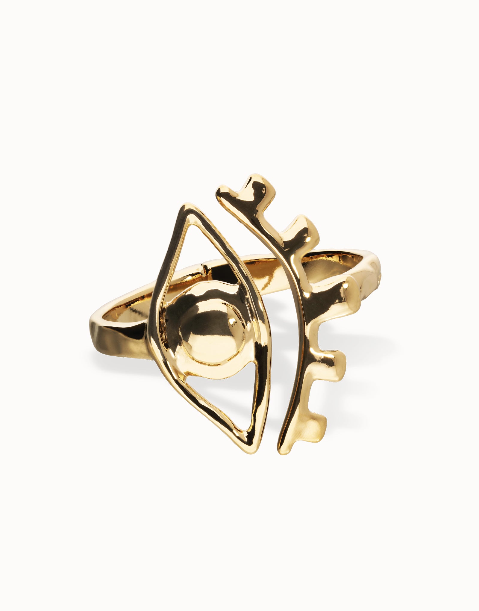 Bangle bracelet with a striking central eye