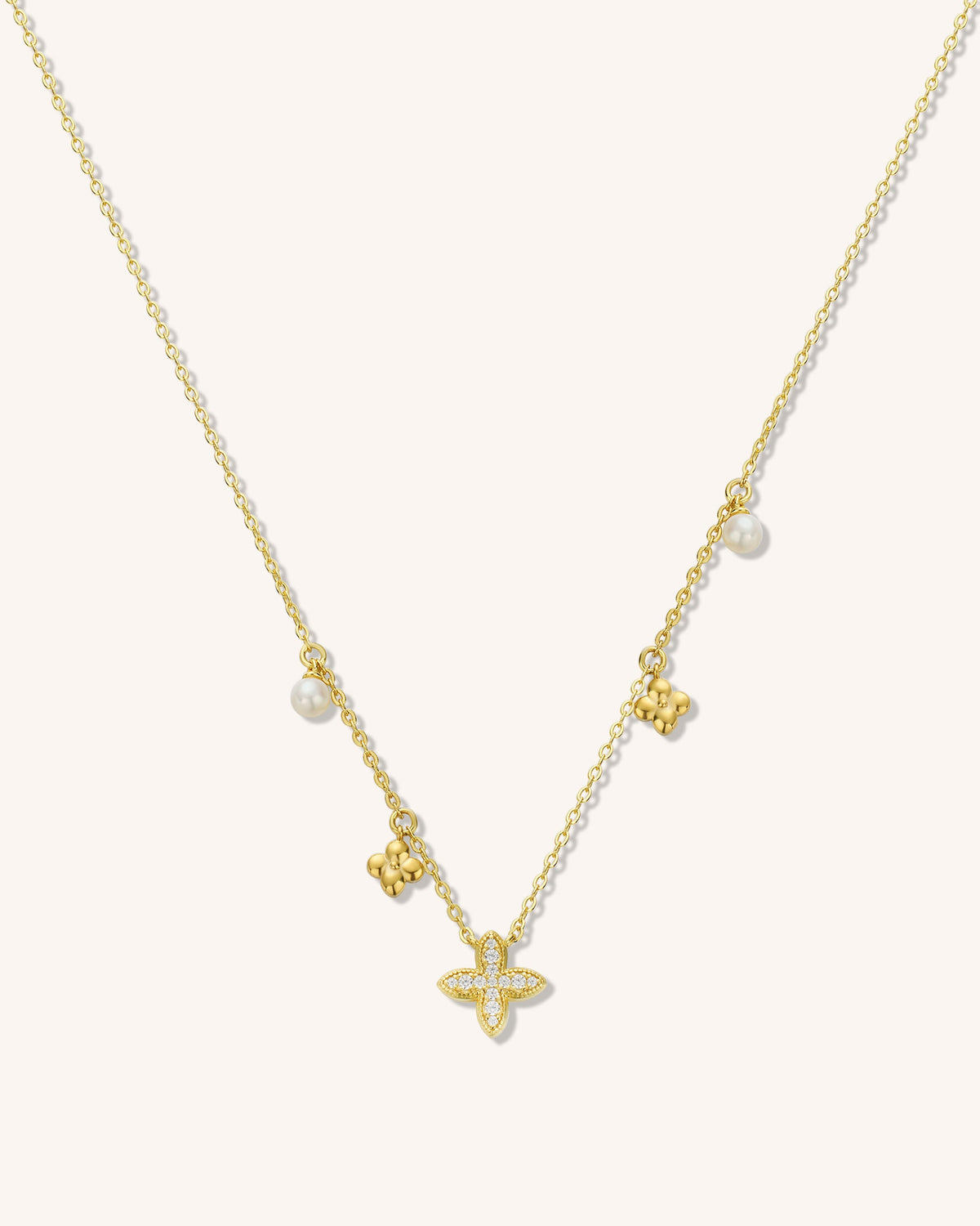 Clover Pearl Necklace