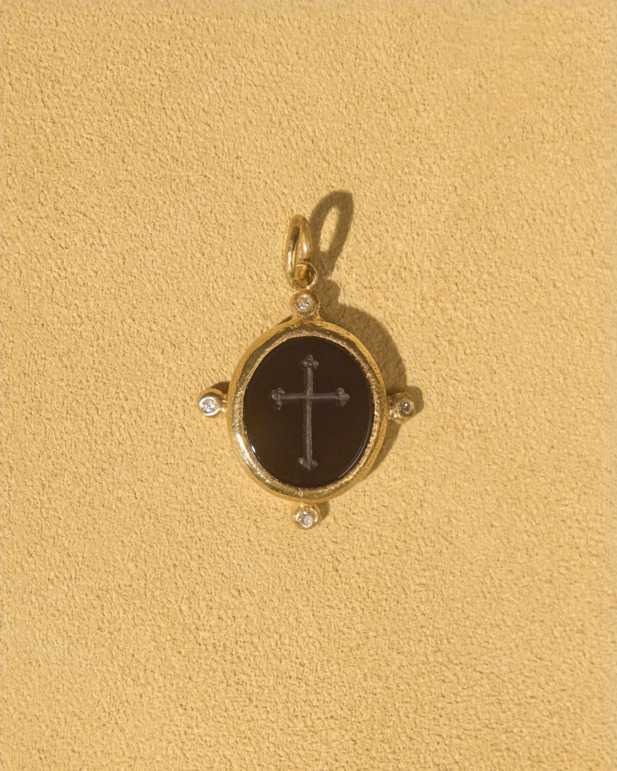 Onyx Cross