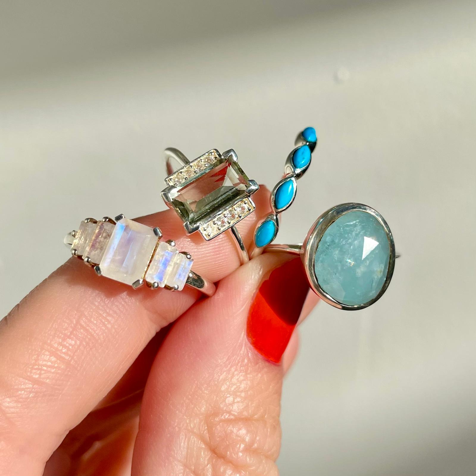 アクセサリー Adlin Hue 732 White Topaz | Hariri Ring Adlin Hue 732 White Topaz | Hariri Ring 【公式通販】