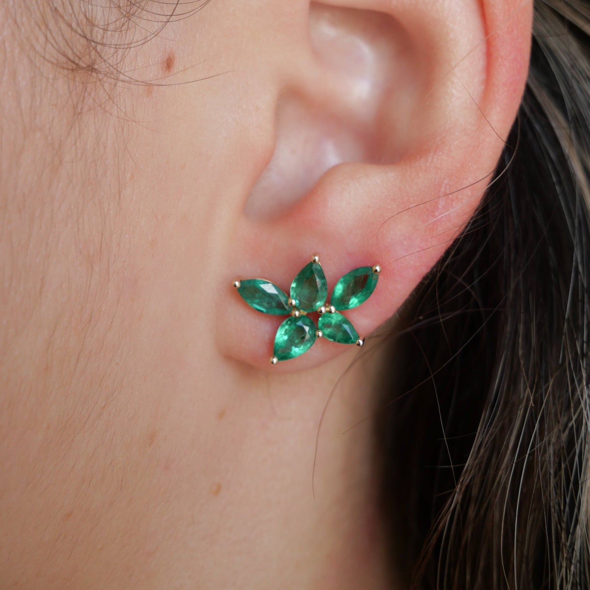 Gold Emerald Flower Earring Stud
