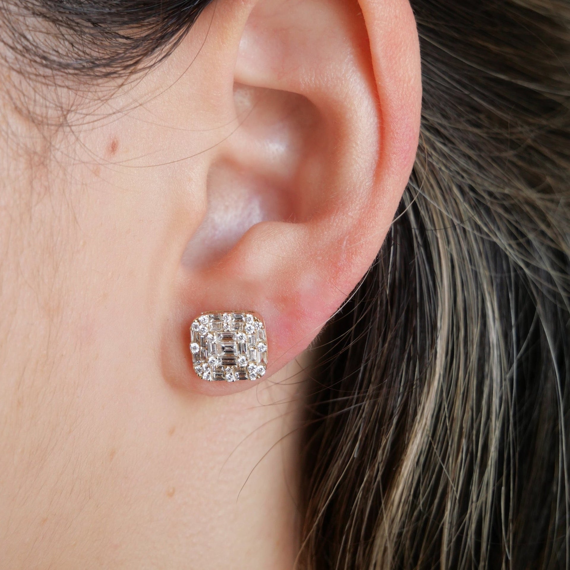 Gold Diamond Illusion Square Stud Earring