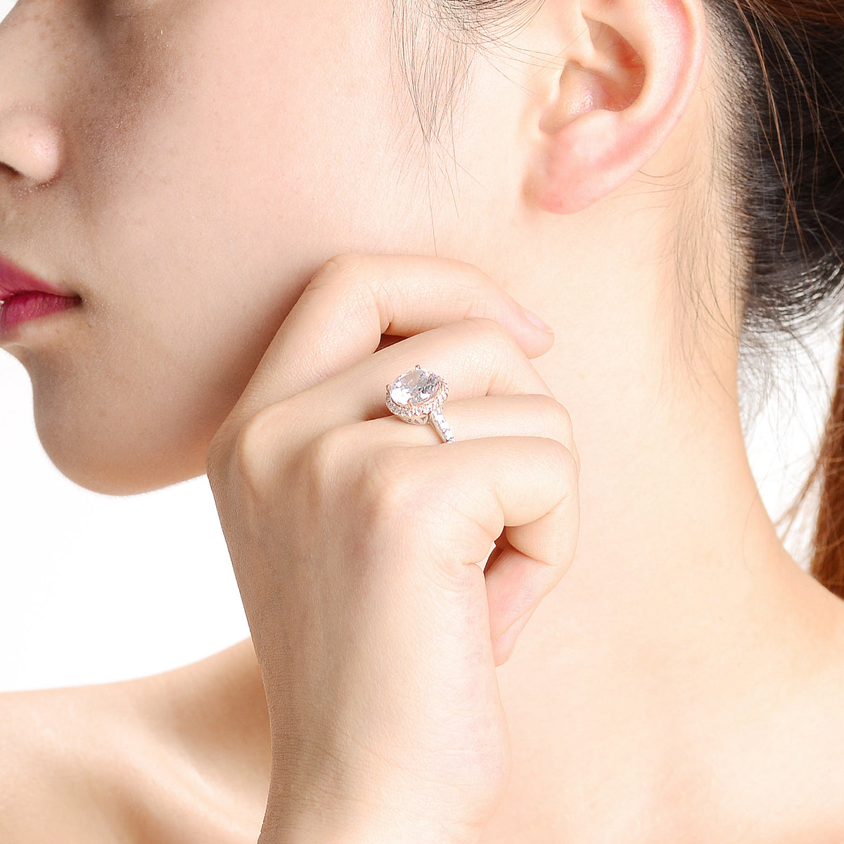 Marie Rose Gold Circle Solitaire Engagement Ring