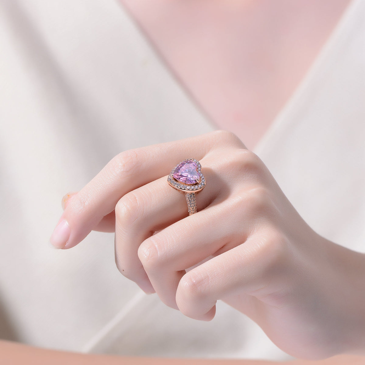 Coeur Pink Énergie Heart Ring