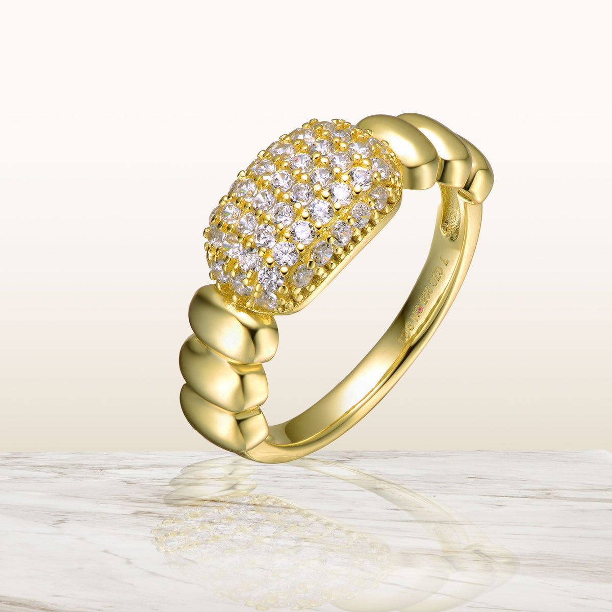 Pompidou Golden Scalloped Ring