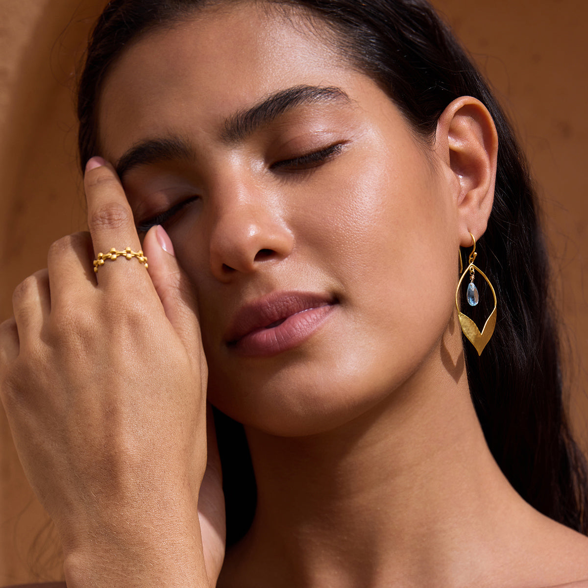 Universal Love Gold Band Ring