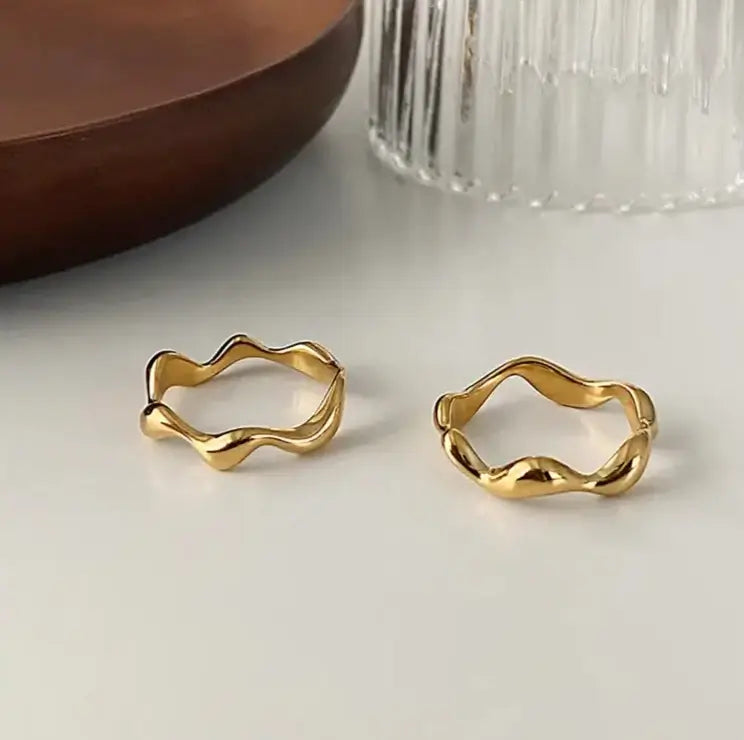 Wavy Gold Ring