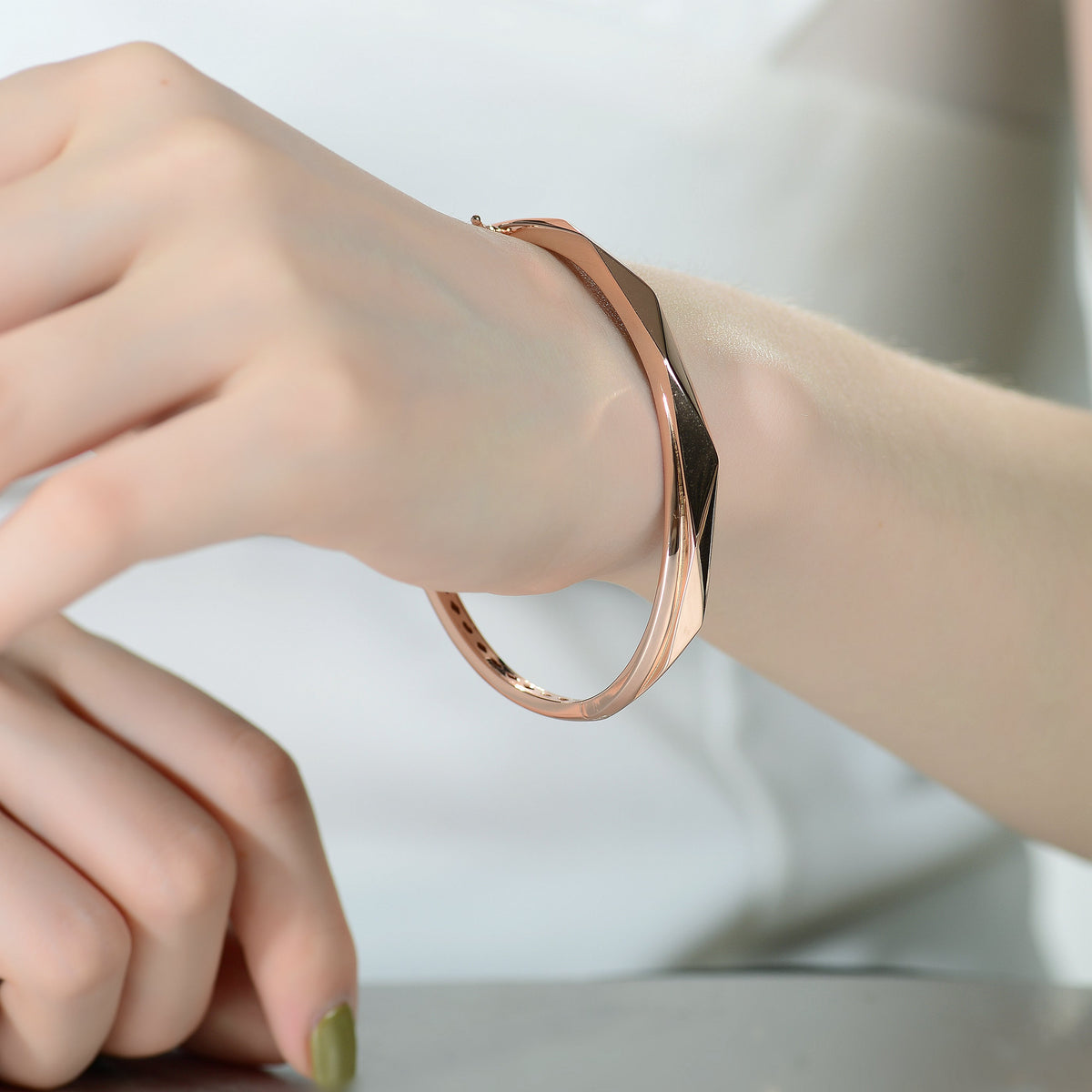 Vilette Rose Gold Geometric Bangle Bracelet