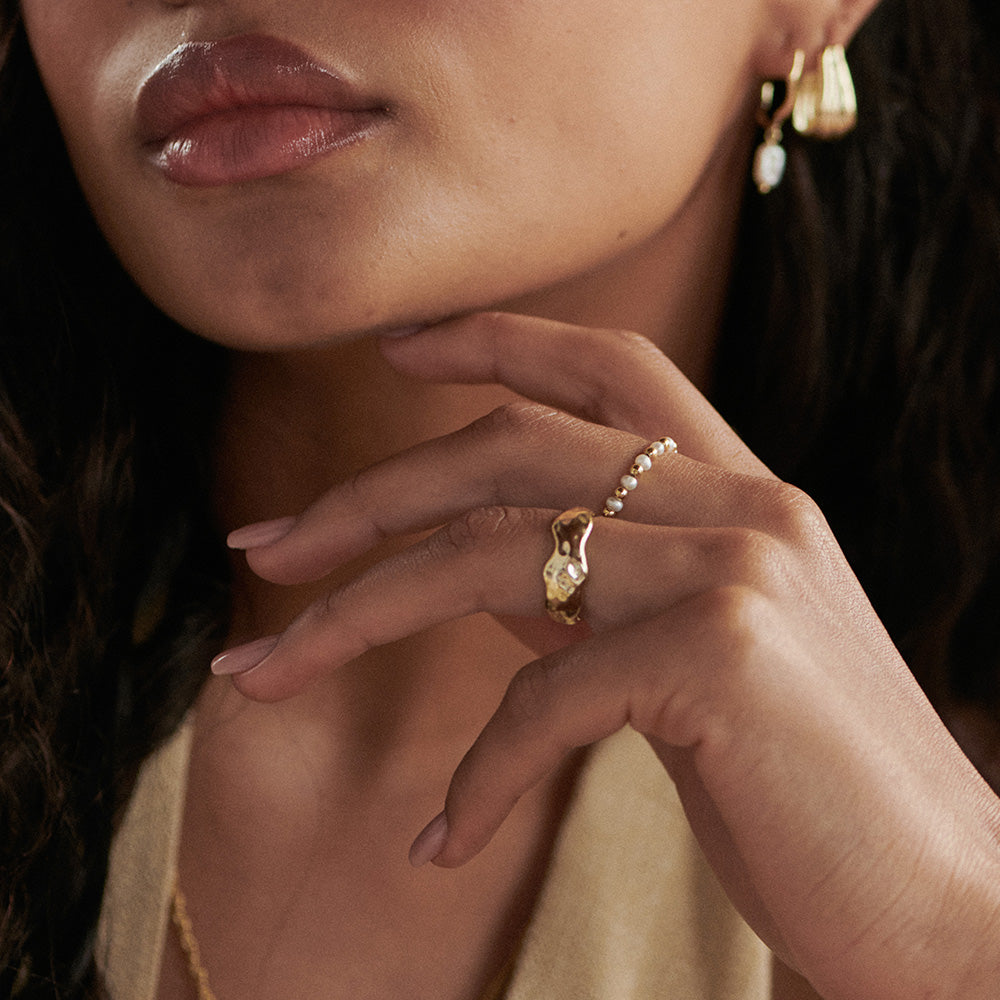 organic-chunky-band-ring-sterling-silver-daisy-london