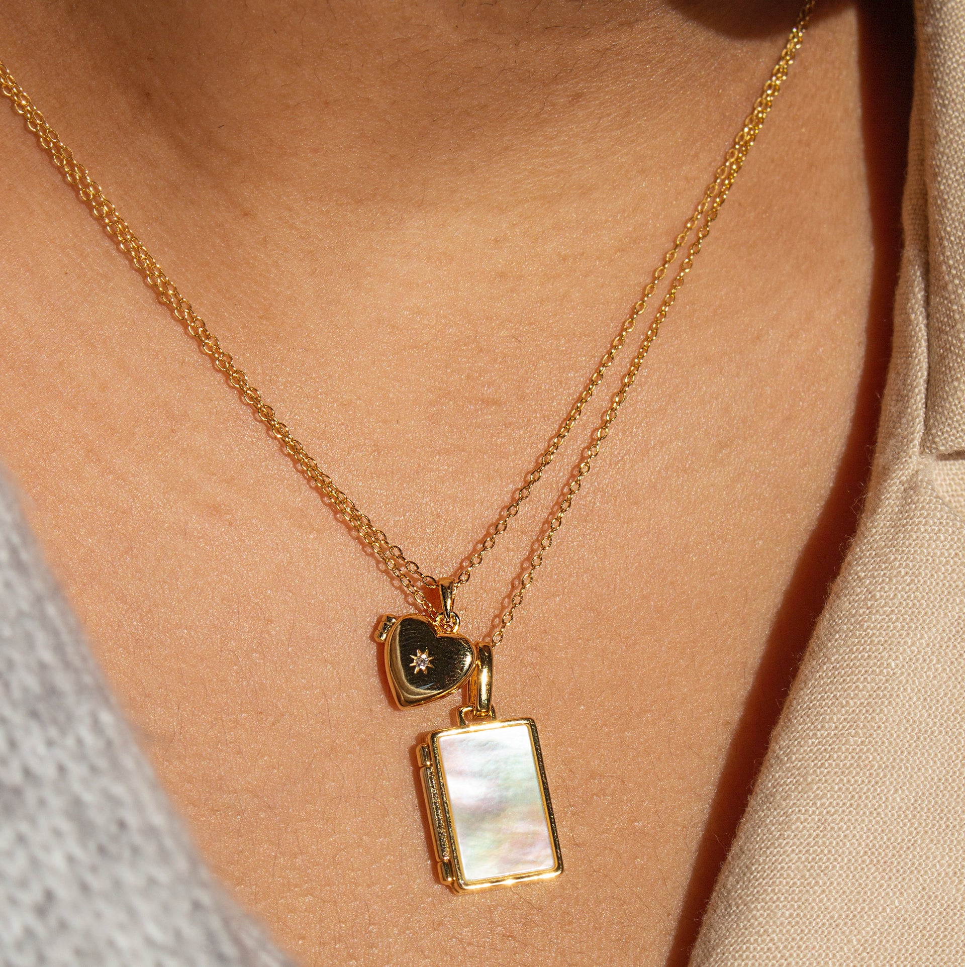 Vivienne Pearl Locket Gold