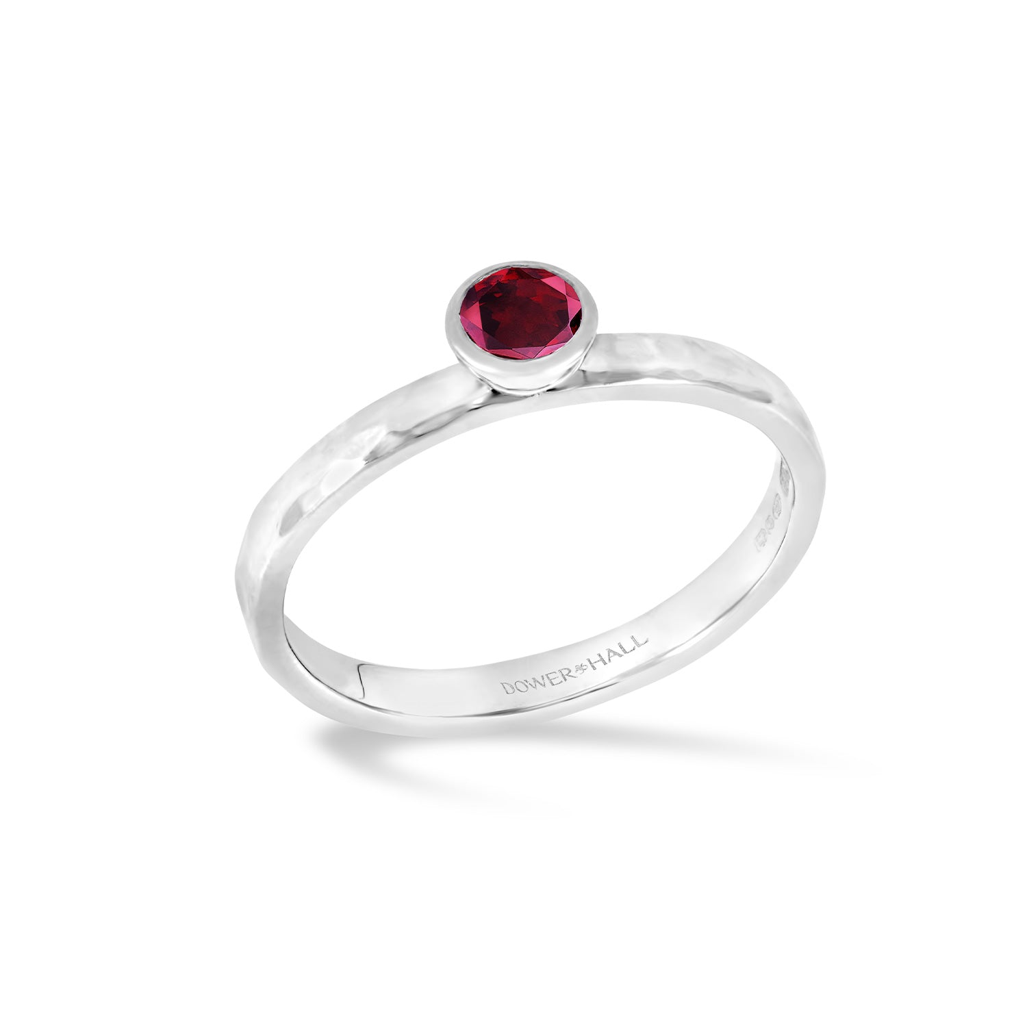 4mm Garnet Hammered Twinkle Ring
