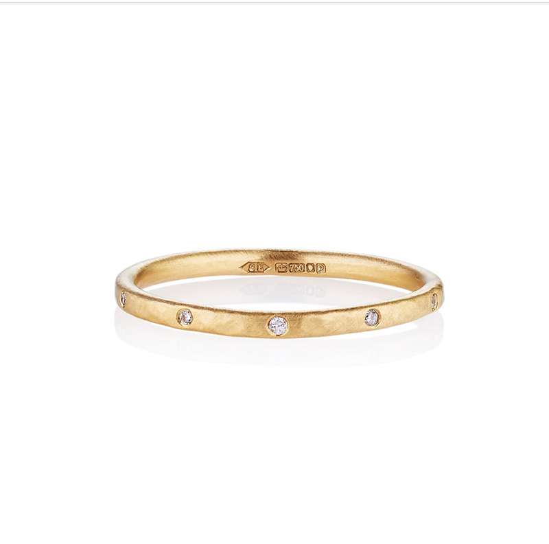 Honey-Diamond — CanadaMark Diamond Wedding Band in 18ct Fairmined Gold