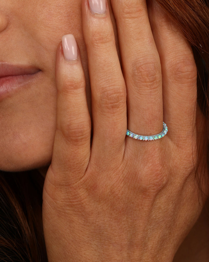 the-micro-heiress-ring-in-silver-and-blue-opal