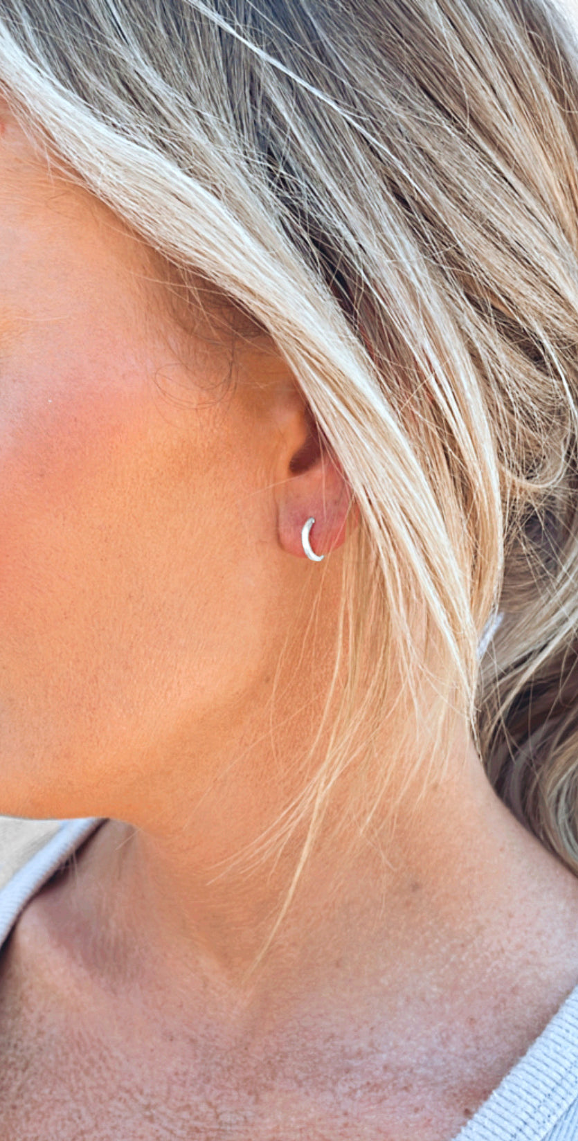Tiny Simple Hoop Earrings