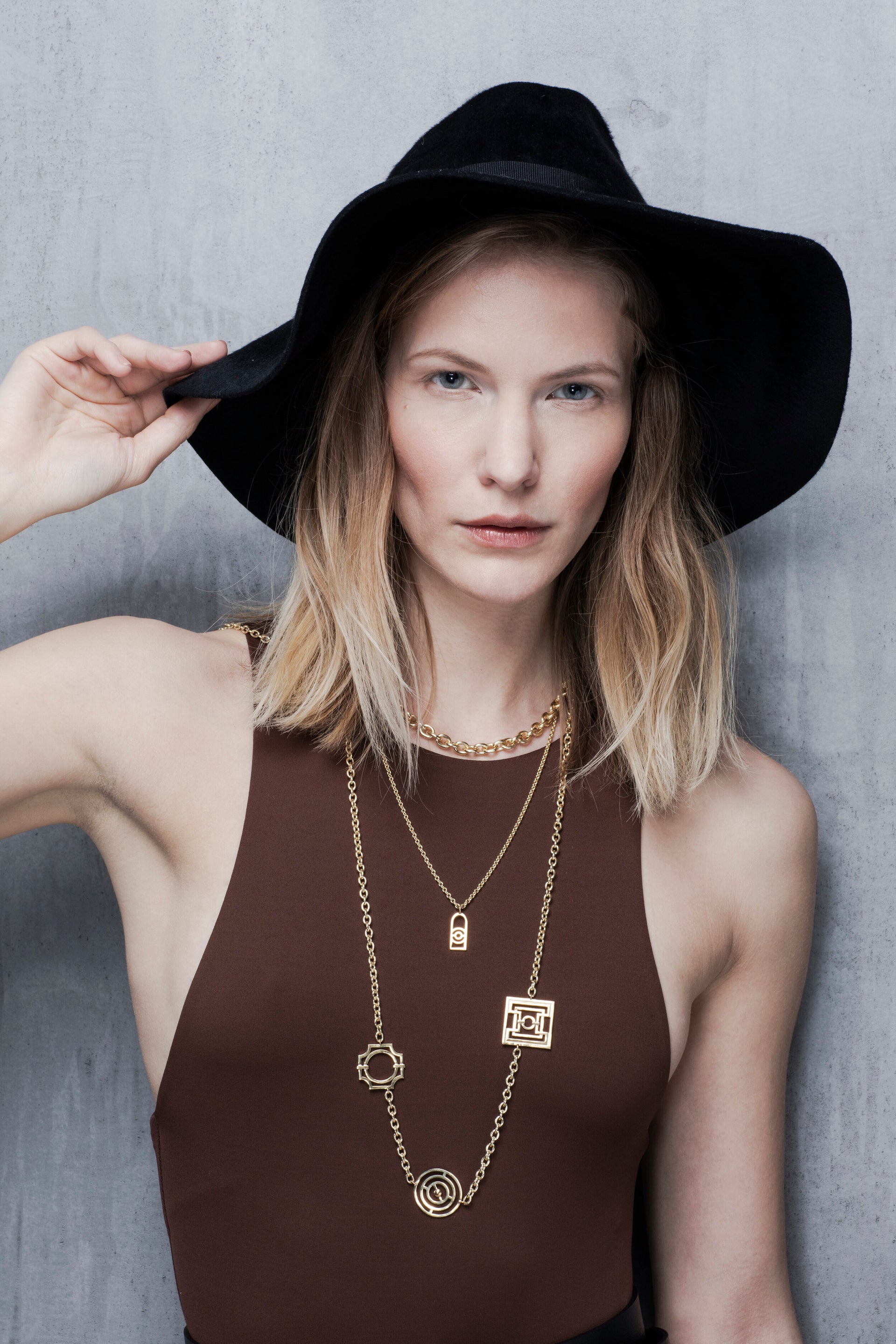 the-brownstone-nyc-necklace