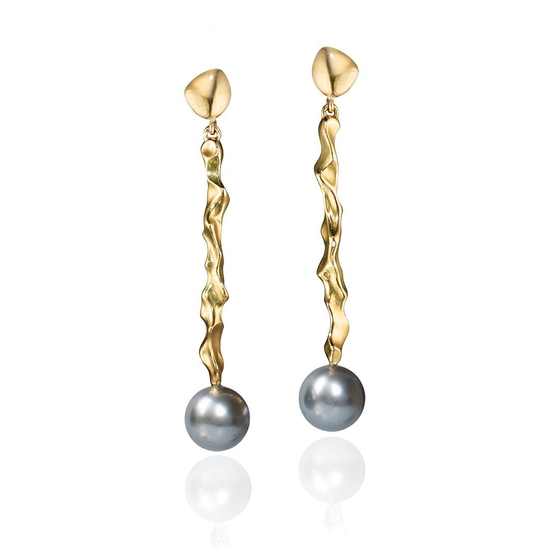 18k-gold-twisted-tahitian-pearl-earrings