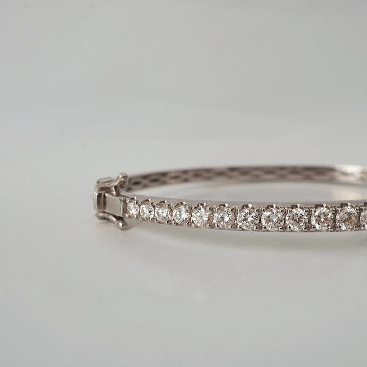 ma-chrie-classic-diamond-bangle