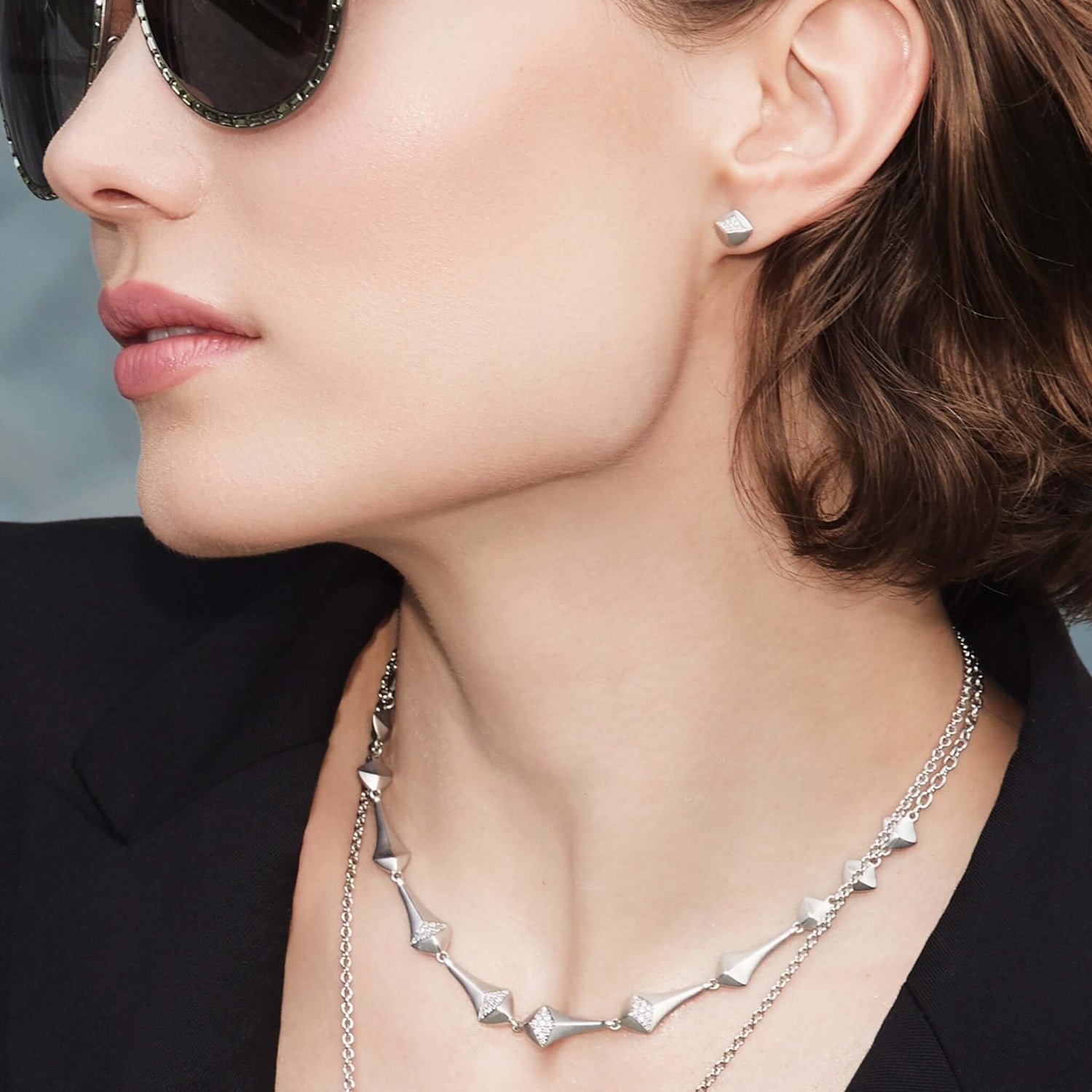 iris-station-necklace