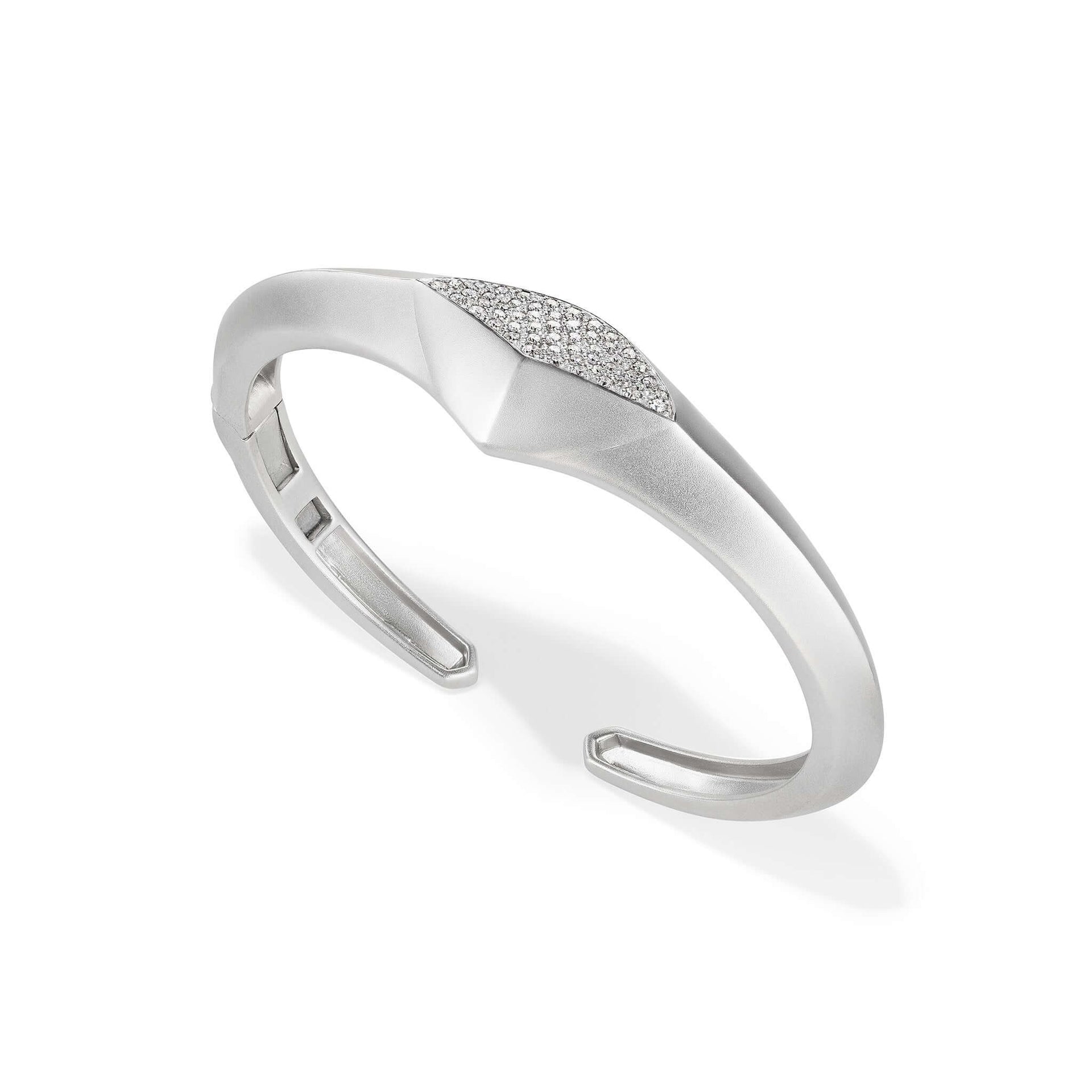 iris-cuff-with-diamonds