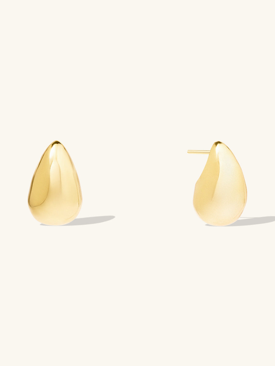 Teardrop Classic Gold 20mm Stud Earrings