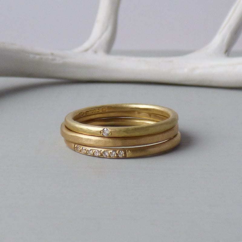 Chloe — CanadaMark Diamond Court Wedding Band in 18ct Fairmined Gold