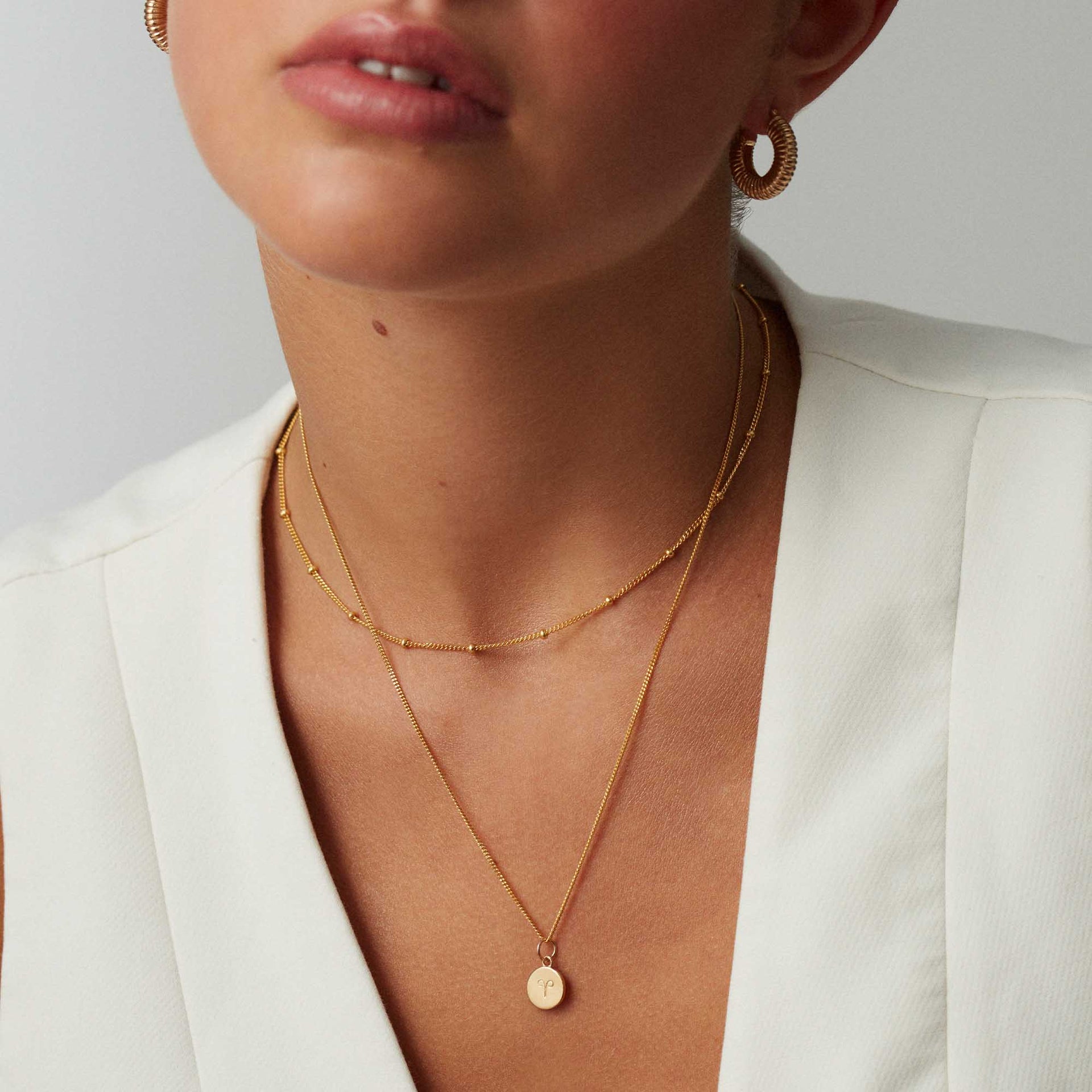 Zodiac Symbol Disc Curb Chain Necklace in Silver