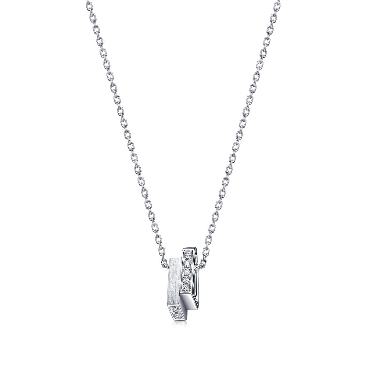 m-18k-white-gold-diamond-necklace-chow-sang-sang
