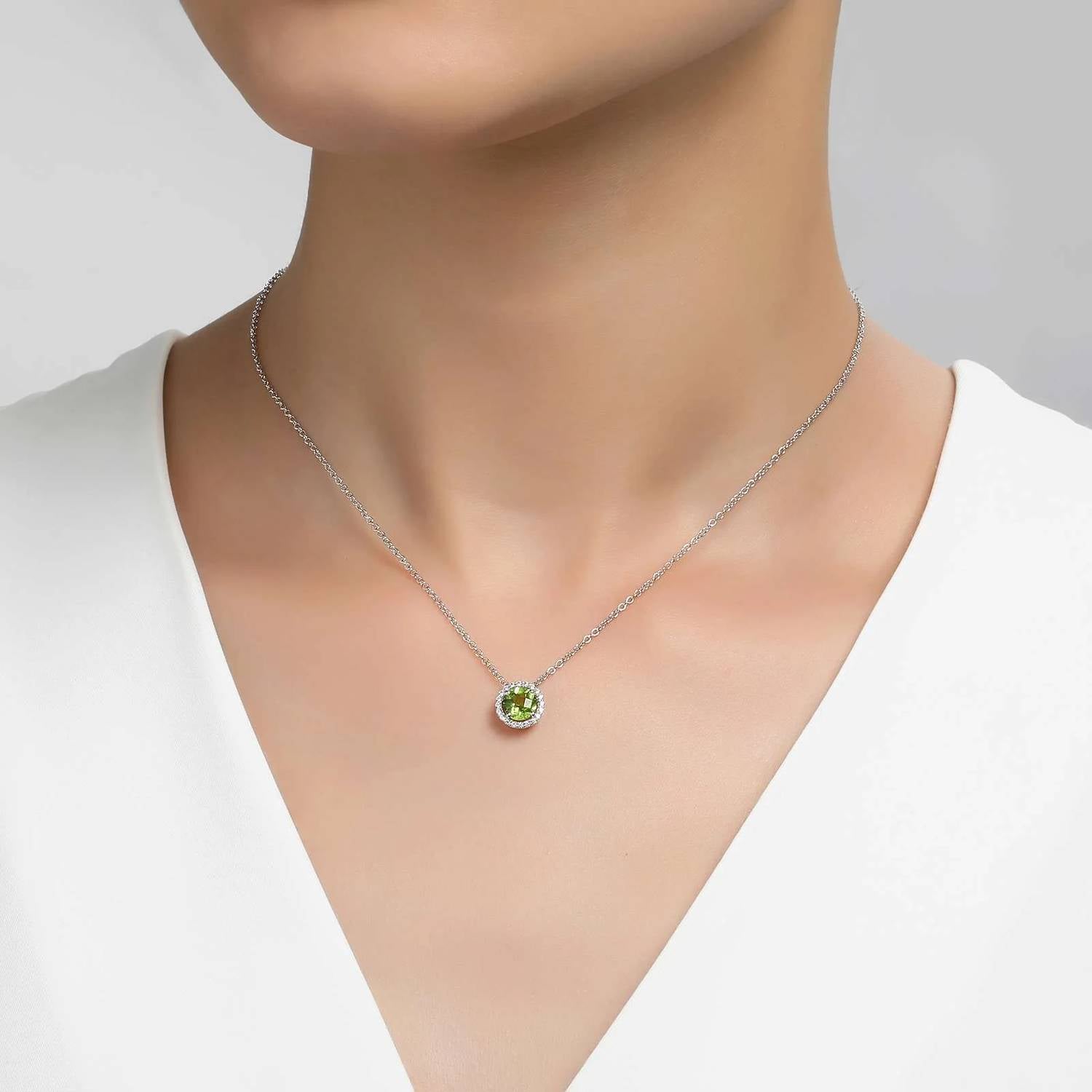 August Birthstone Necklace In Peridot/silver