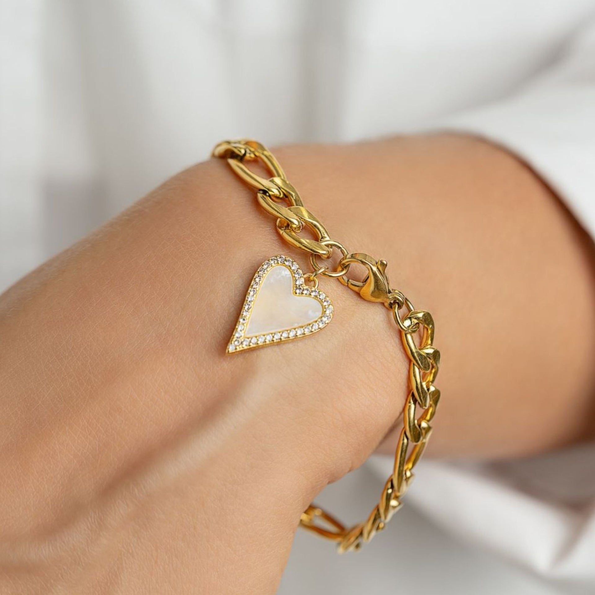 Tarnish Resistant 14K Gold Plated Stainless Steel Figaro Bracelet With Crystal Halo Mother-of-Pearl Heart