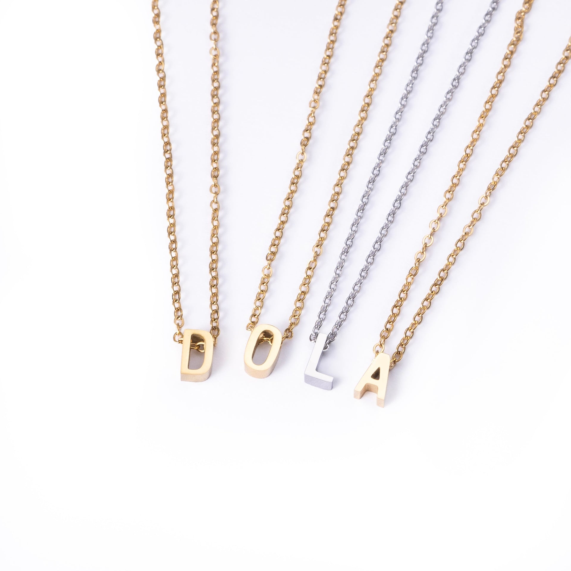 Abìdì Letter Necklace – Gold-Plated Stainless Steel Initial Pendant