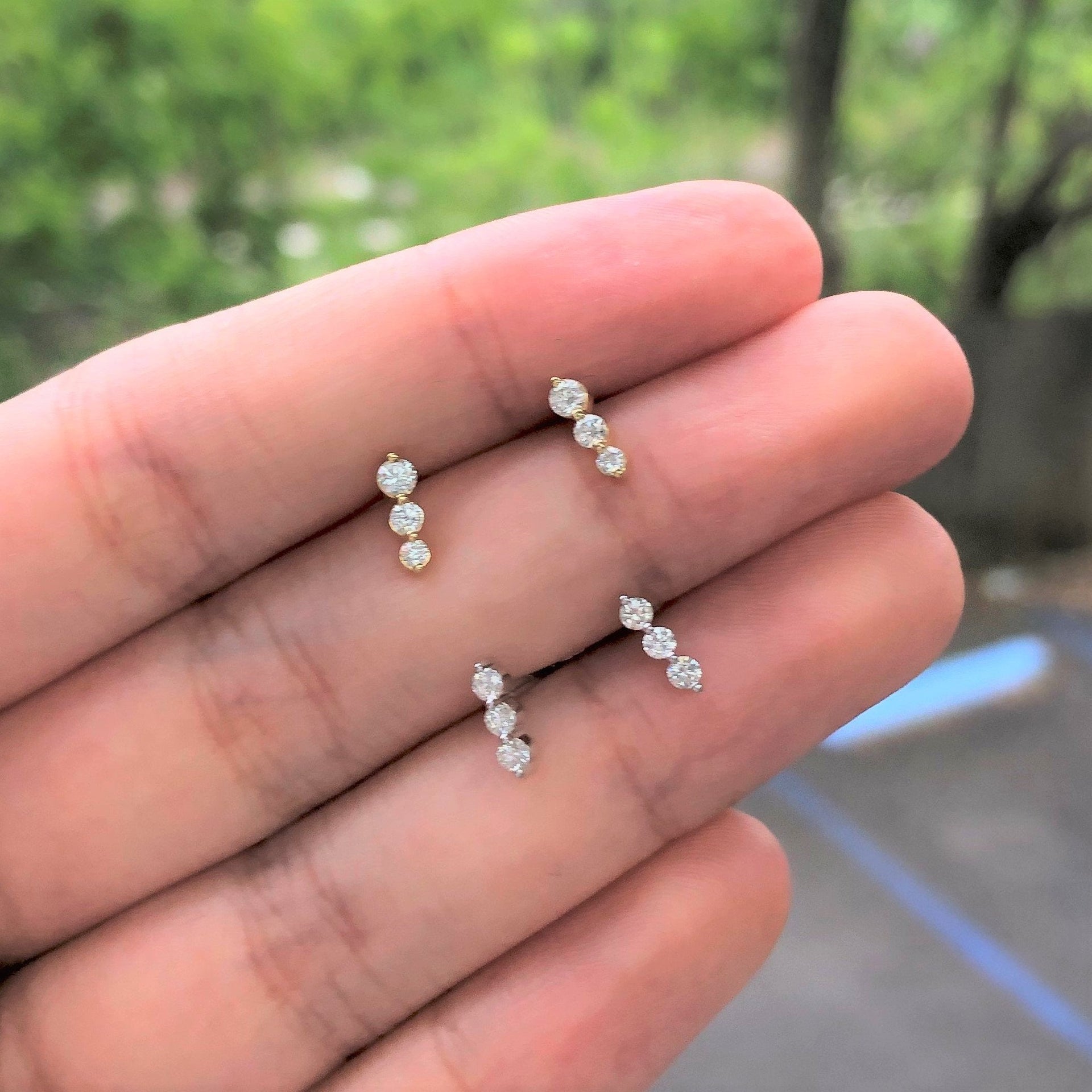 14k Gold & Diamond Stud Earrings