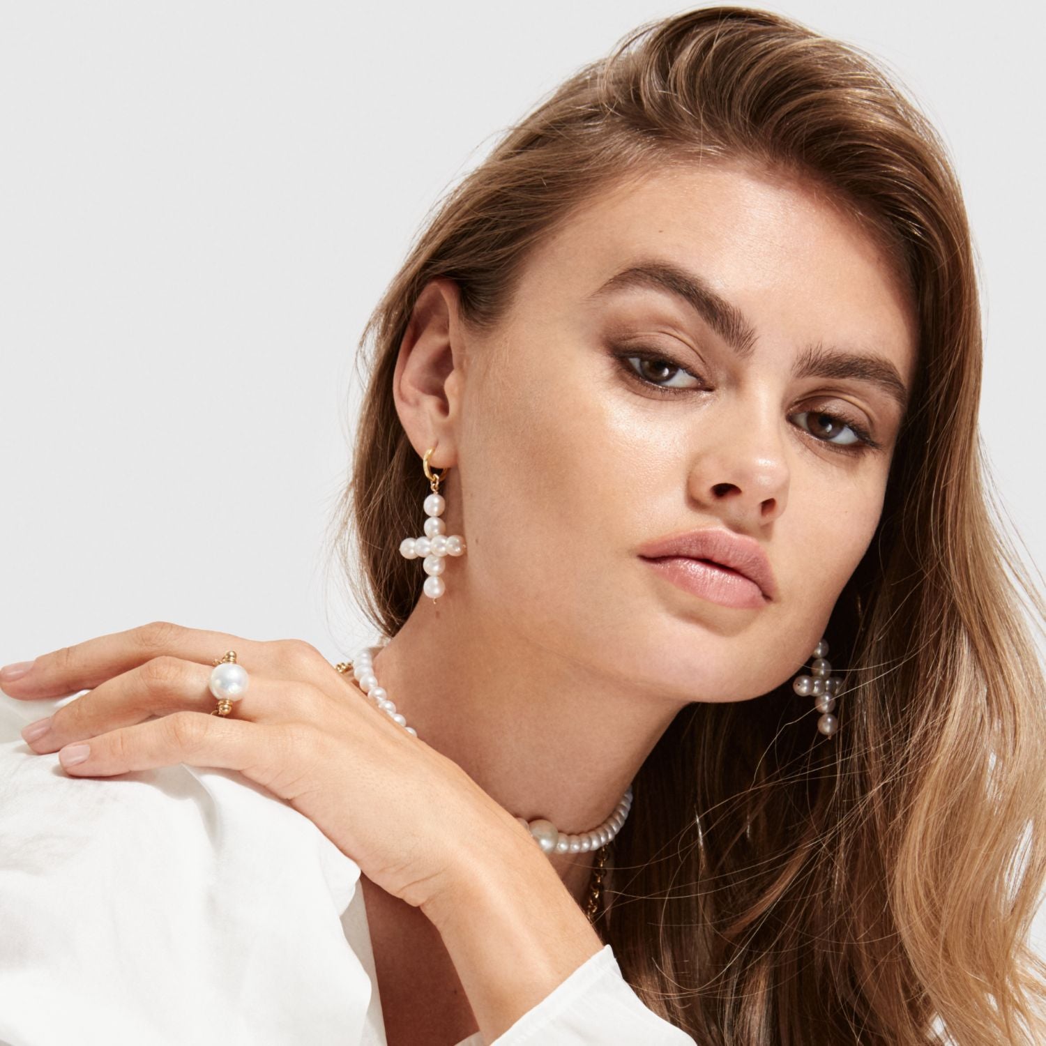 Aelia Cross Pearl Hoop Earrings - Gold