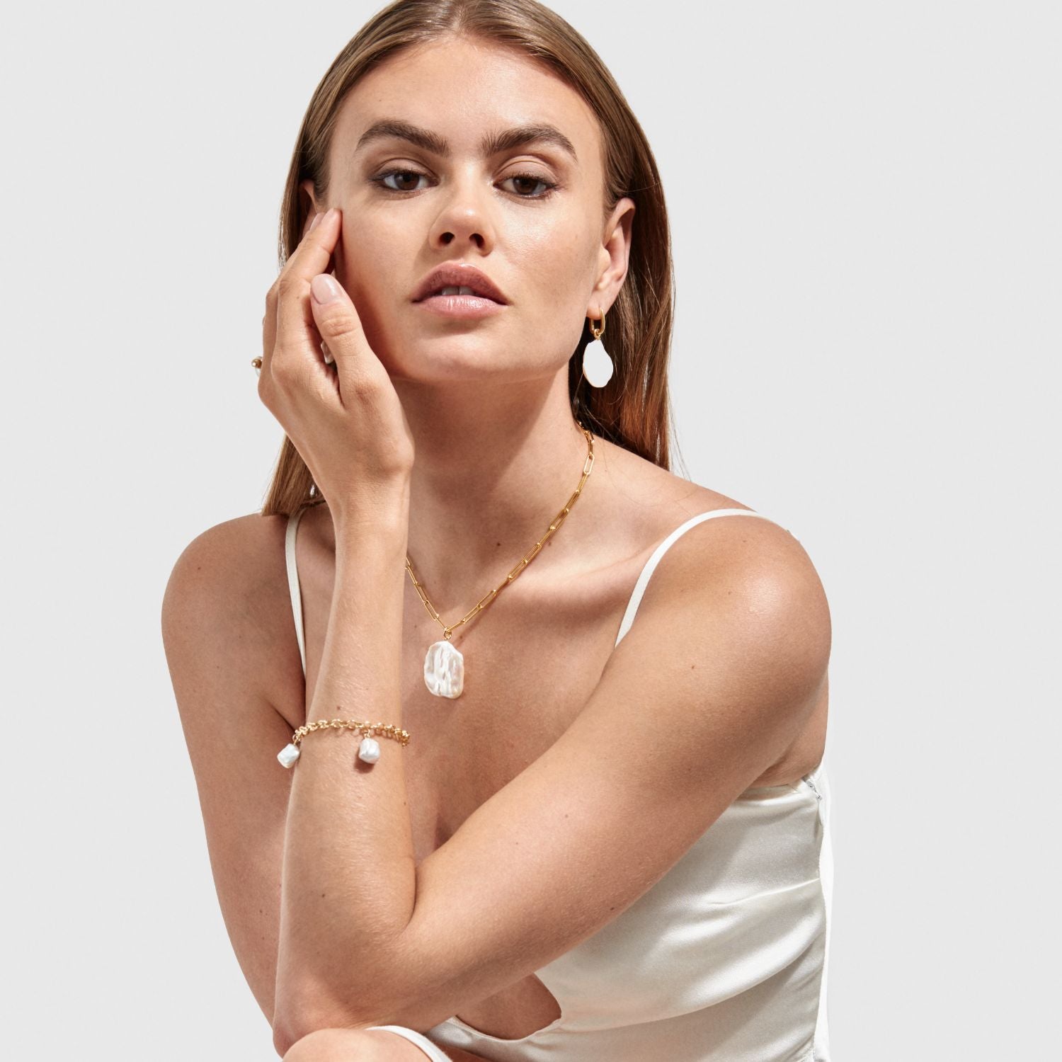 Aetia Flat Baroque Pearl Chain Necklace - Gold