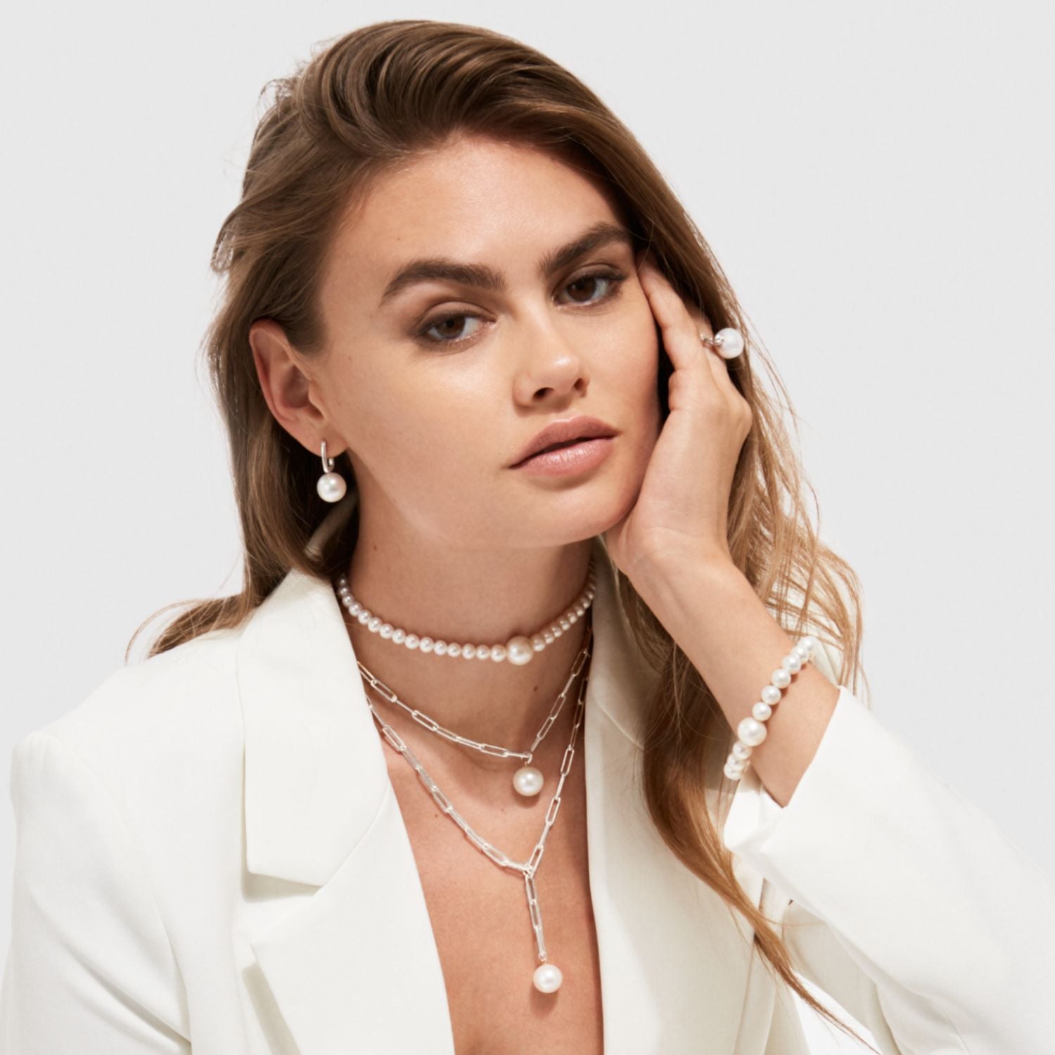 Aetia Lariat Xxl White Pearl Chain Necklace - Silver