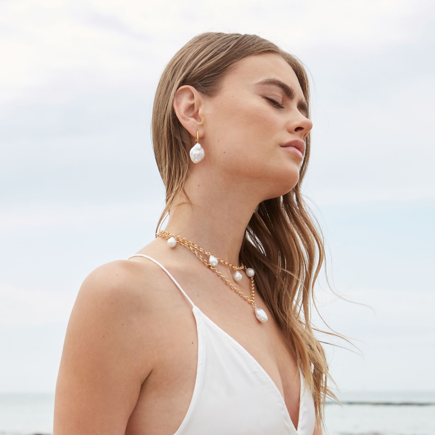 Aetis Flat Baroque Pearl Hoop Earrings-Gold