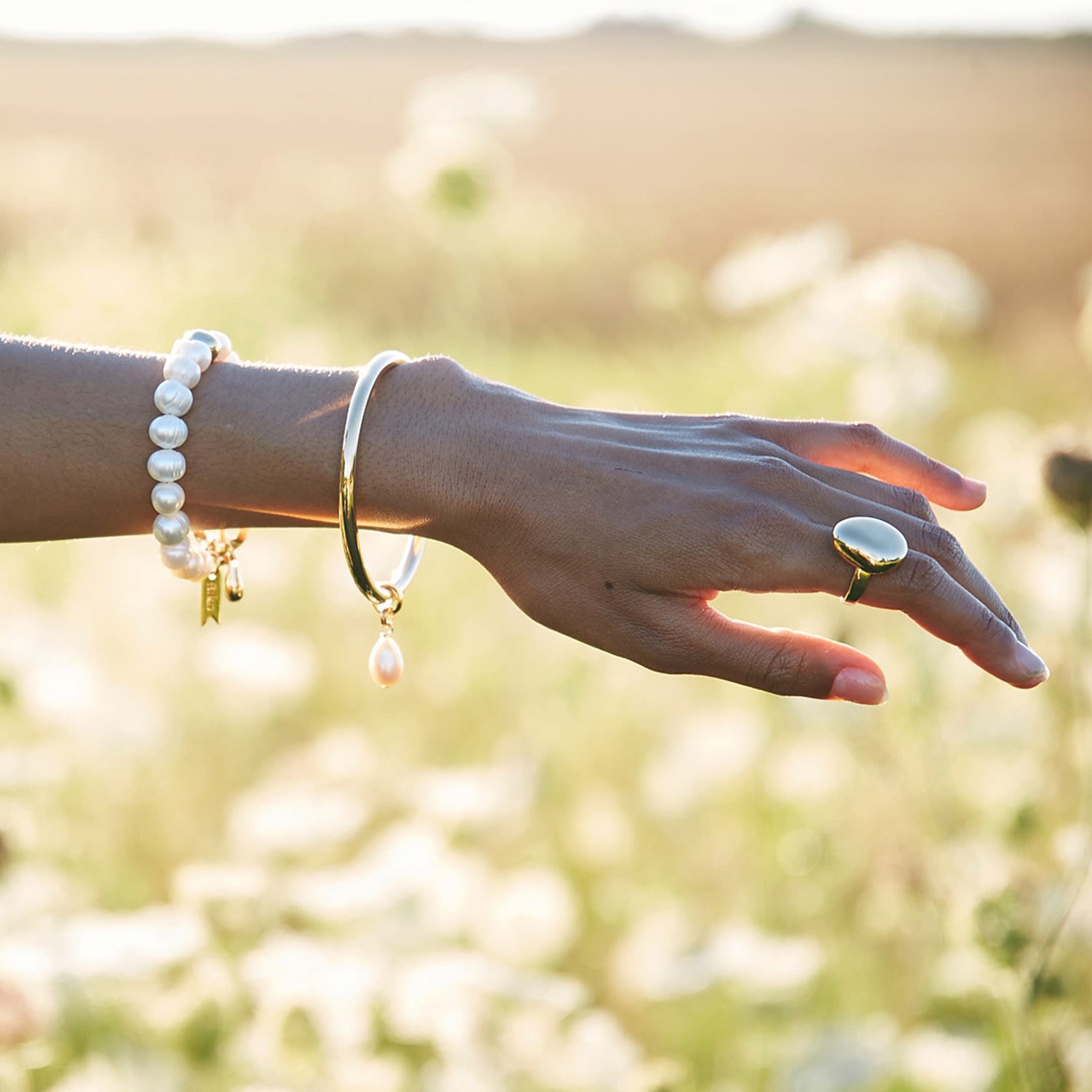 Paloma Pearl Bracelet Gold