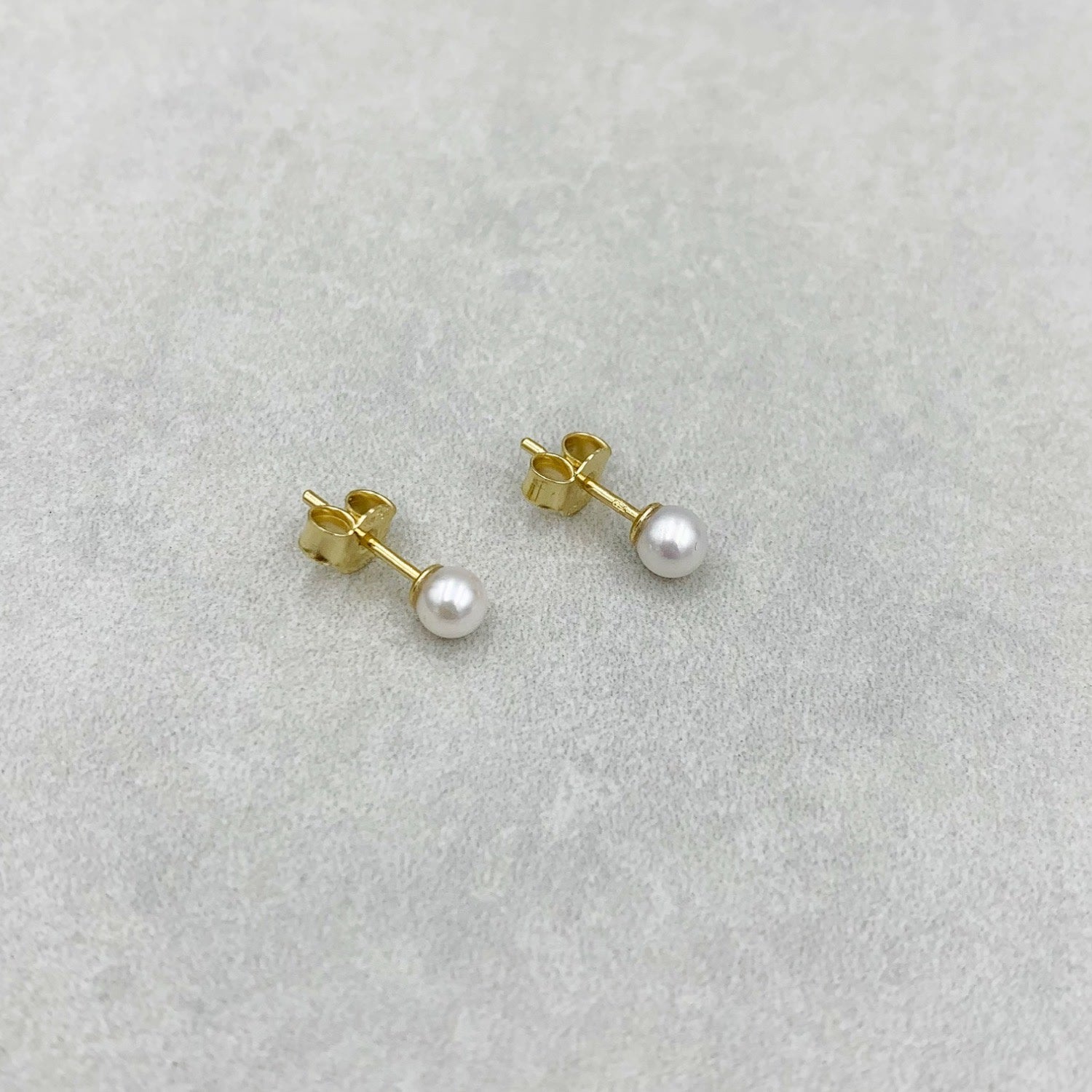 Akoya Pearl Earrings Xs