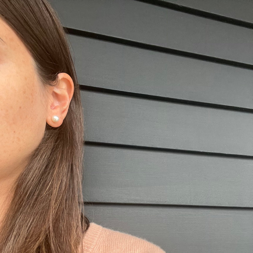 14k Gold Akoya Cultured Pearl Stud Earrings