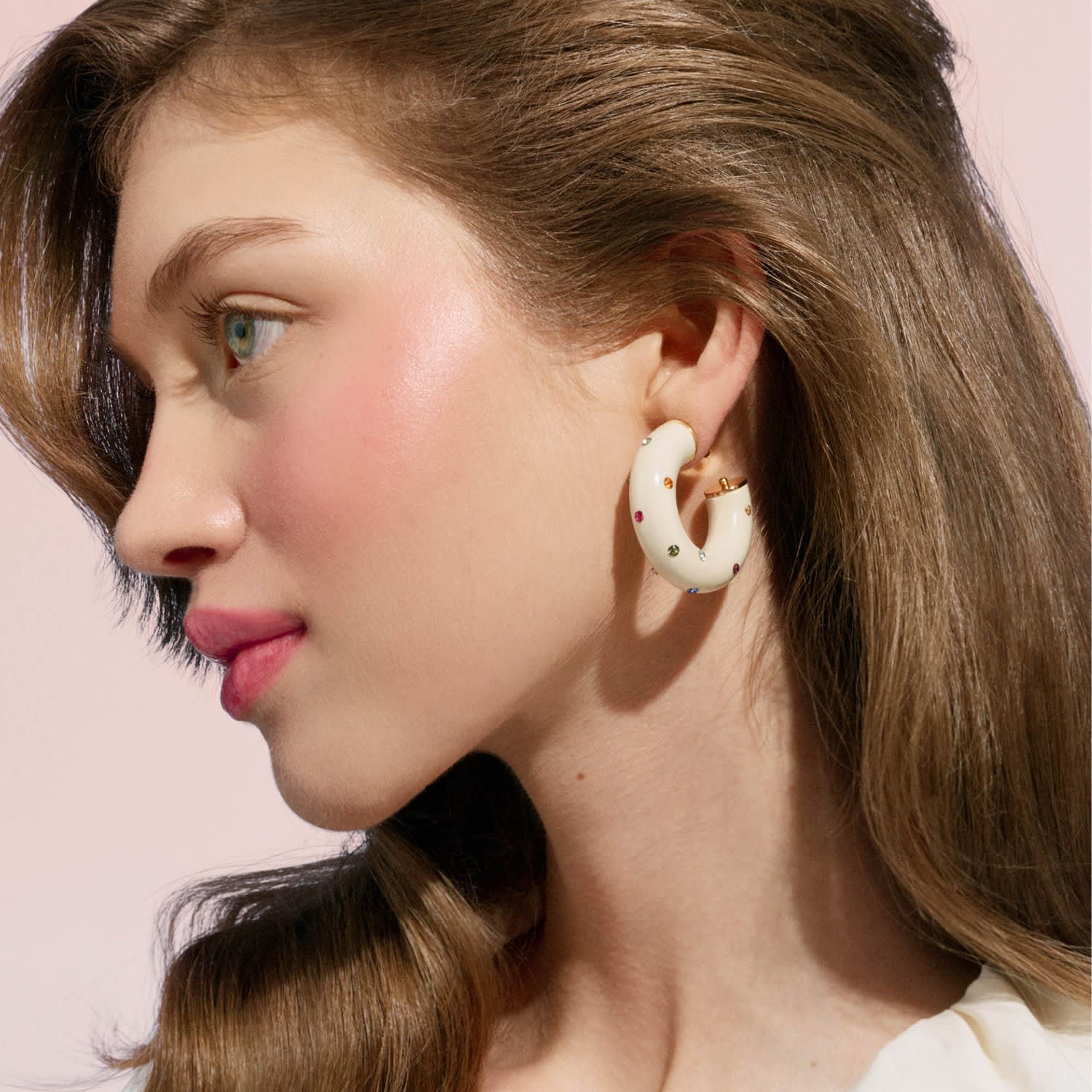 Alba Hoops In Jet Cream