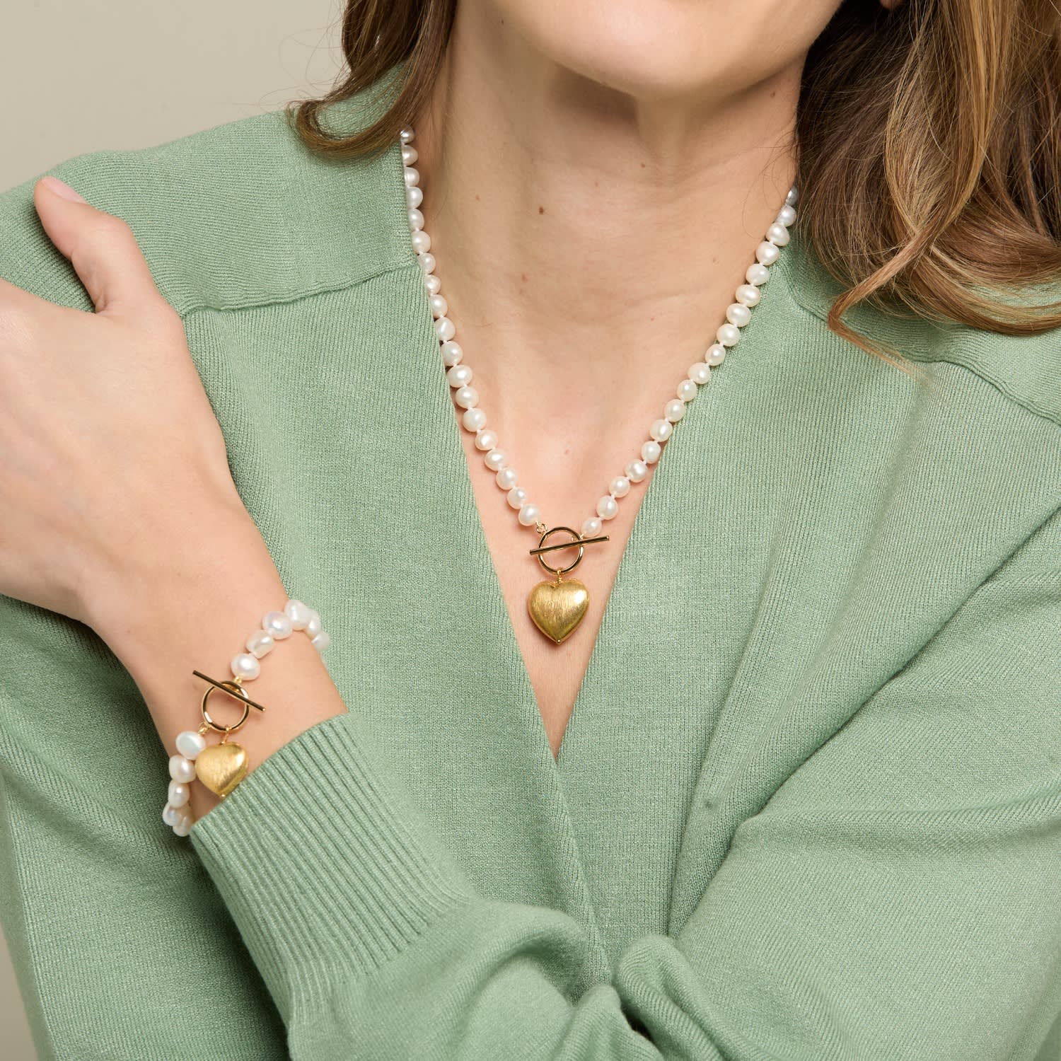 Amare Single Strand White Irregular Cultured Freshwater Pearl Necklace With Gold Brushed Heart