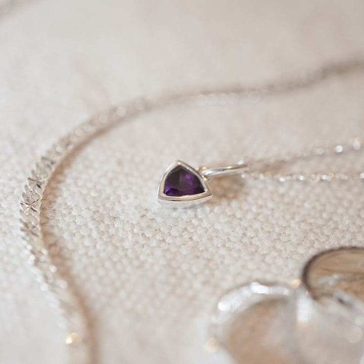 amethyst-february-birthstone-charm-necklace-sterling-silver-daisy-london