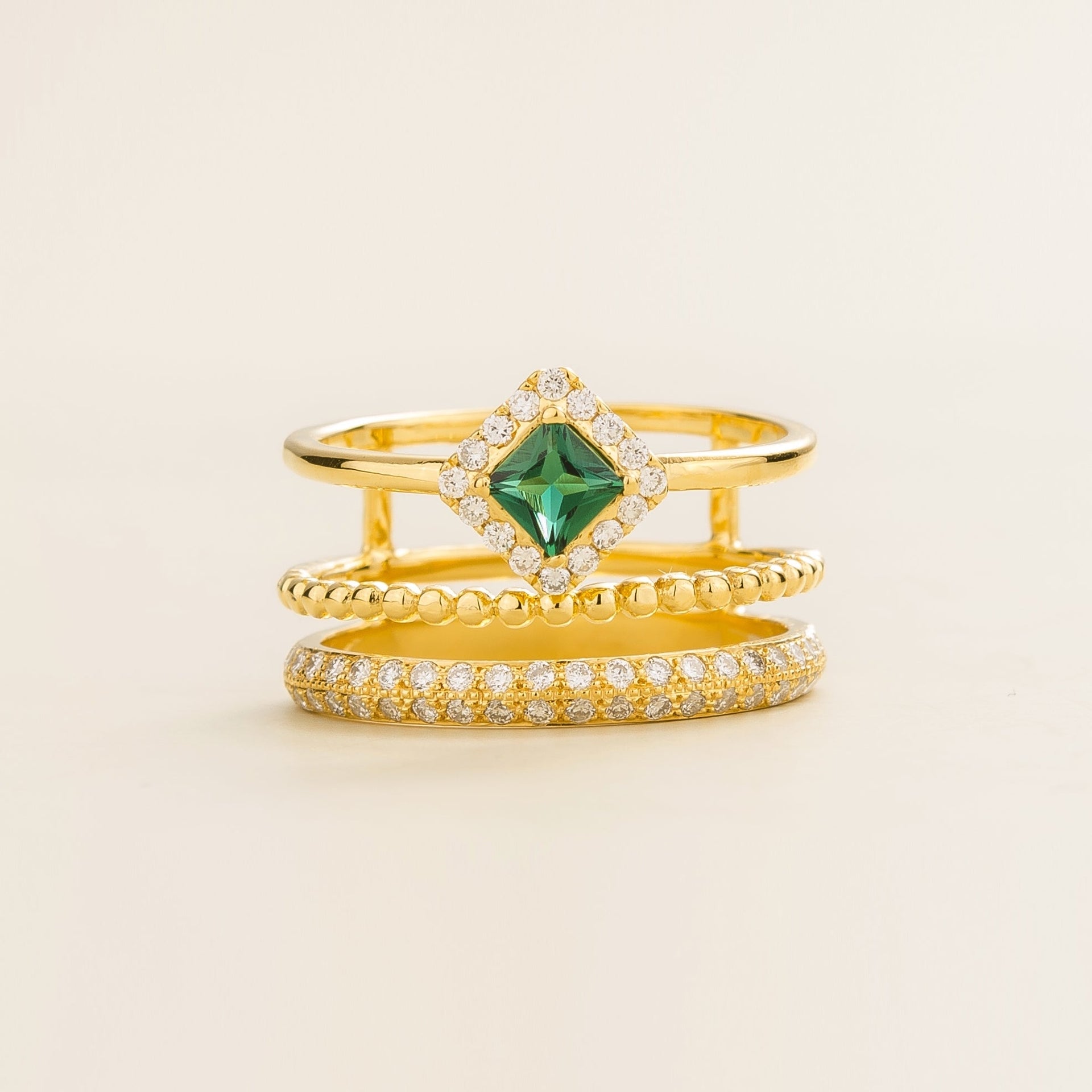 Amici Ring In Emerald & Diamond