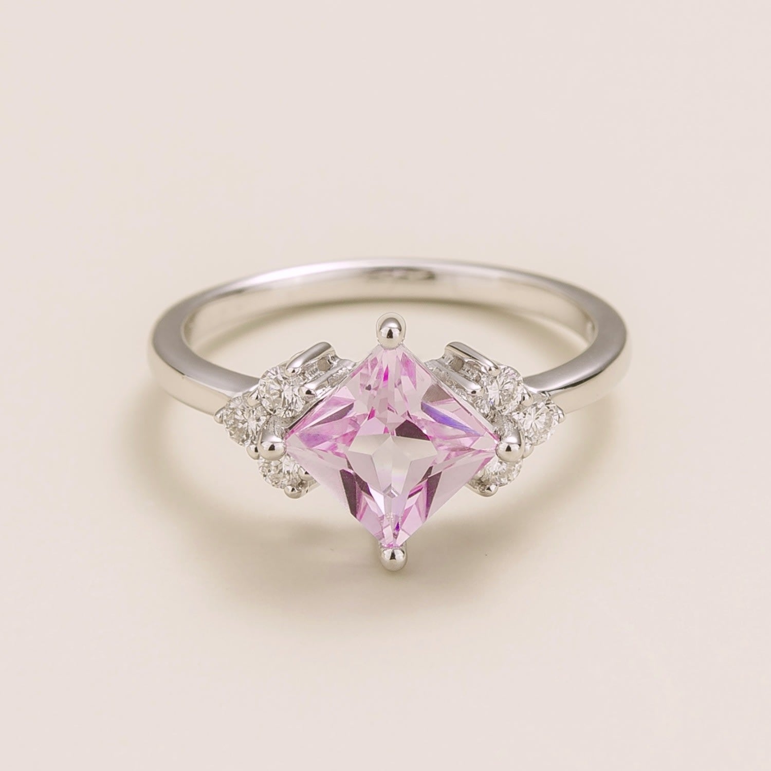 Amore Ring In Pink Sapphire & Diamond