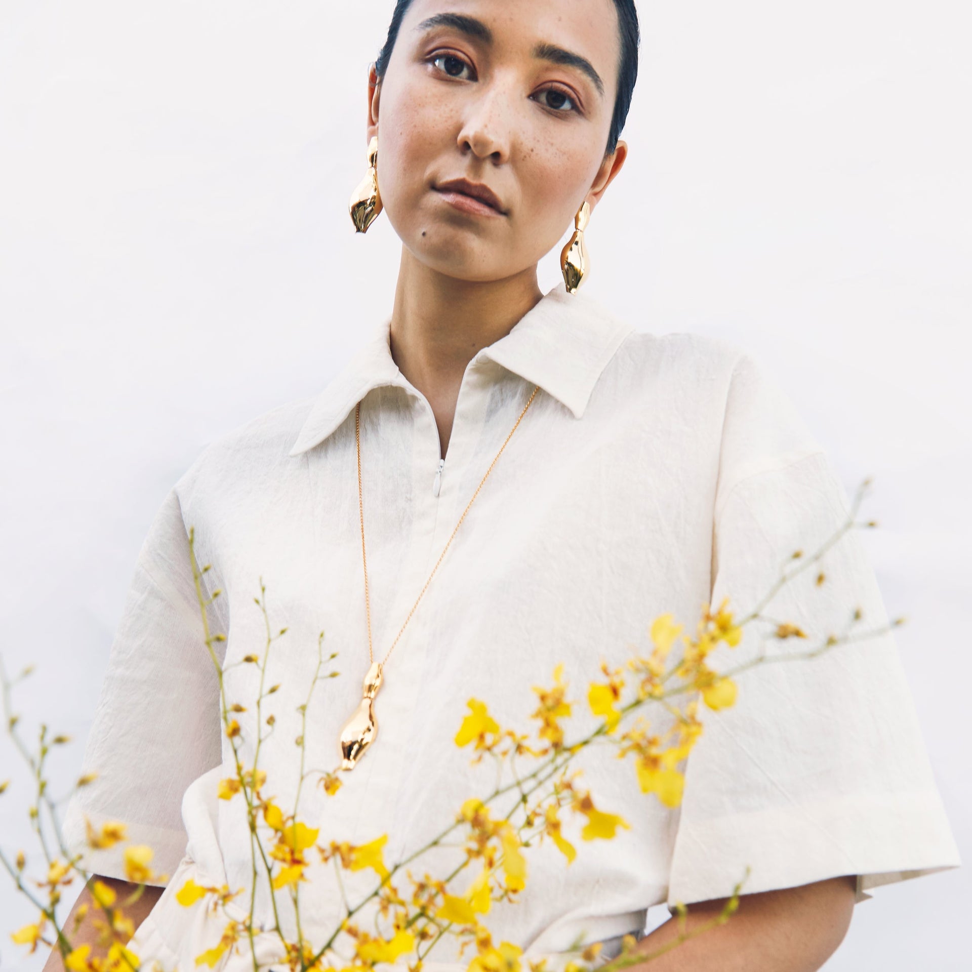 Amphora Pendant - Gold