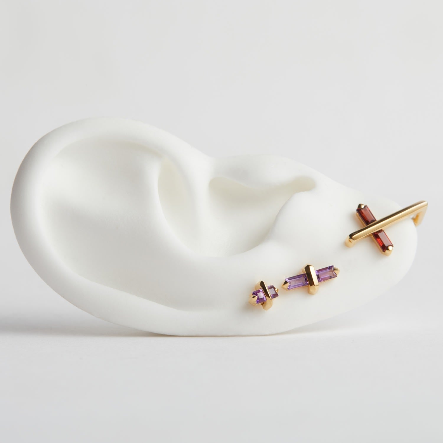 Candy Kiss Earrings - January - Garnet - Silver