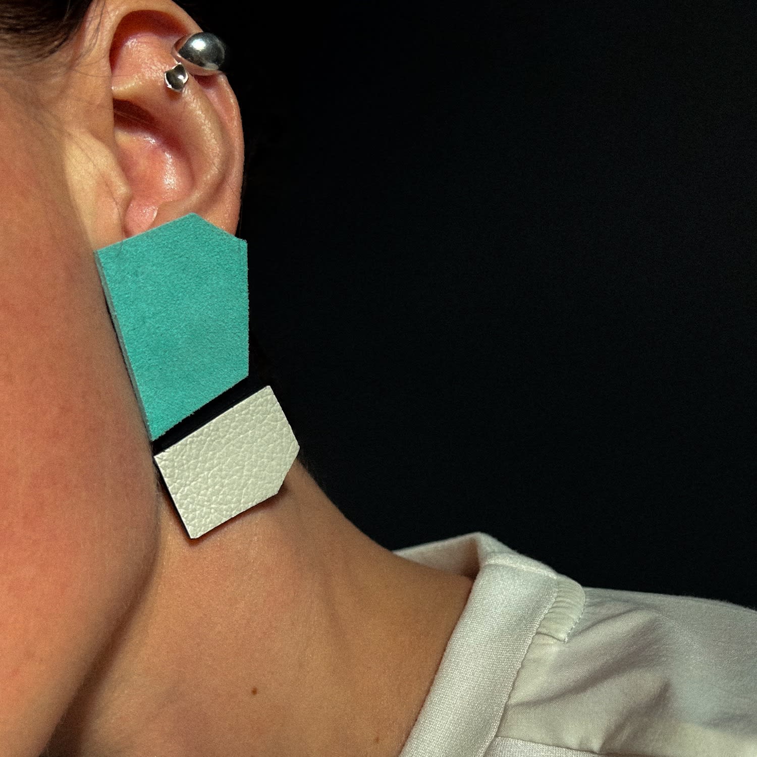 Angl Leather Earrings Turquoise