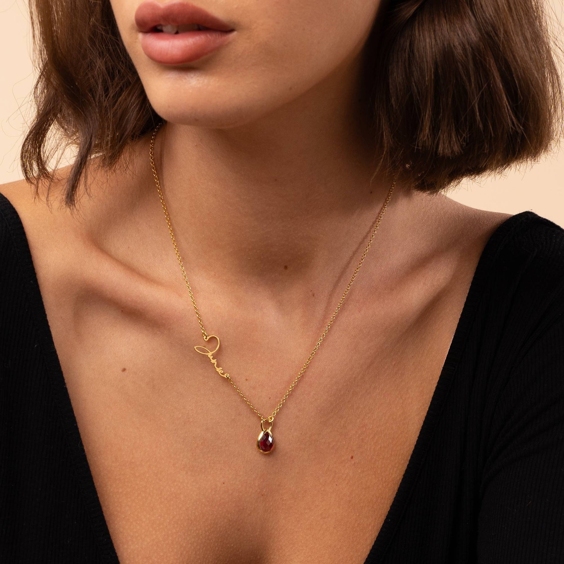 Annie Teardrop Name Necklace with Gemstones in 18K Gold Vermeil