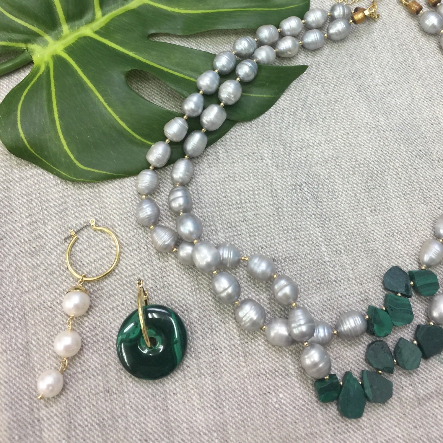 Round Malachite & Freshwater Pearls Clip On Earrings